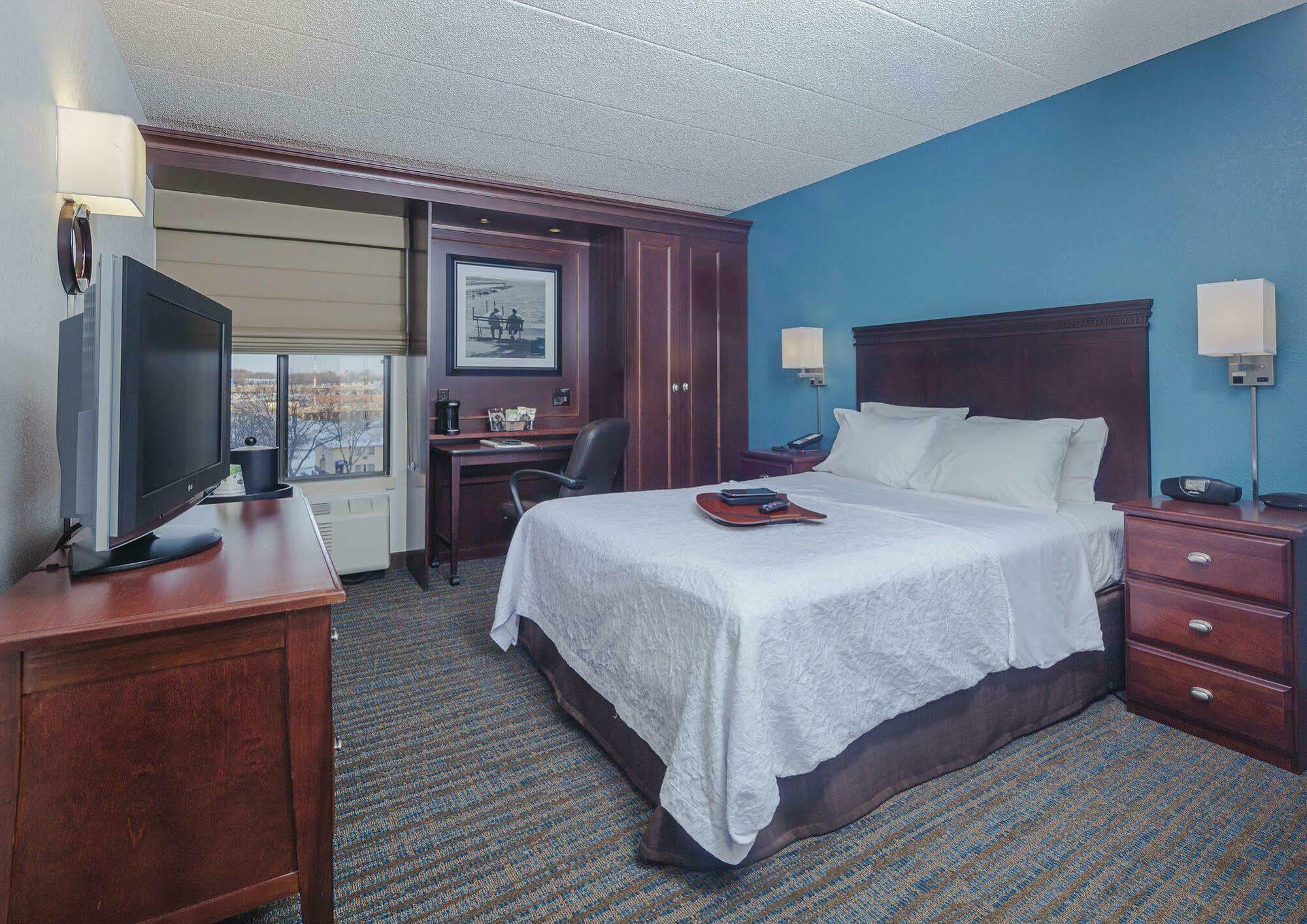 Hampton Inn Madison East Towne Mall Area Dış mekan fotoğraf